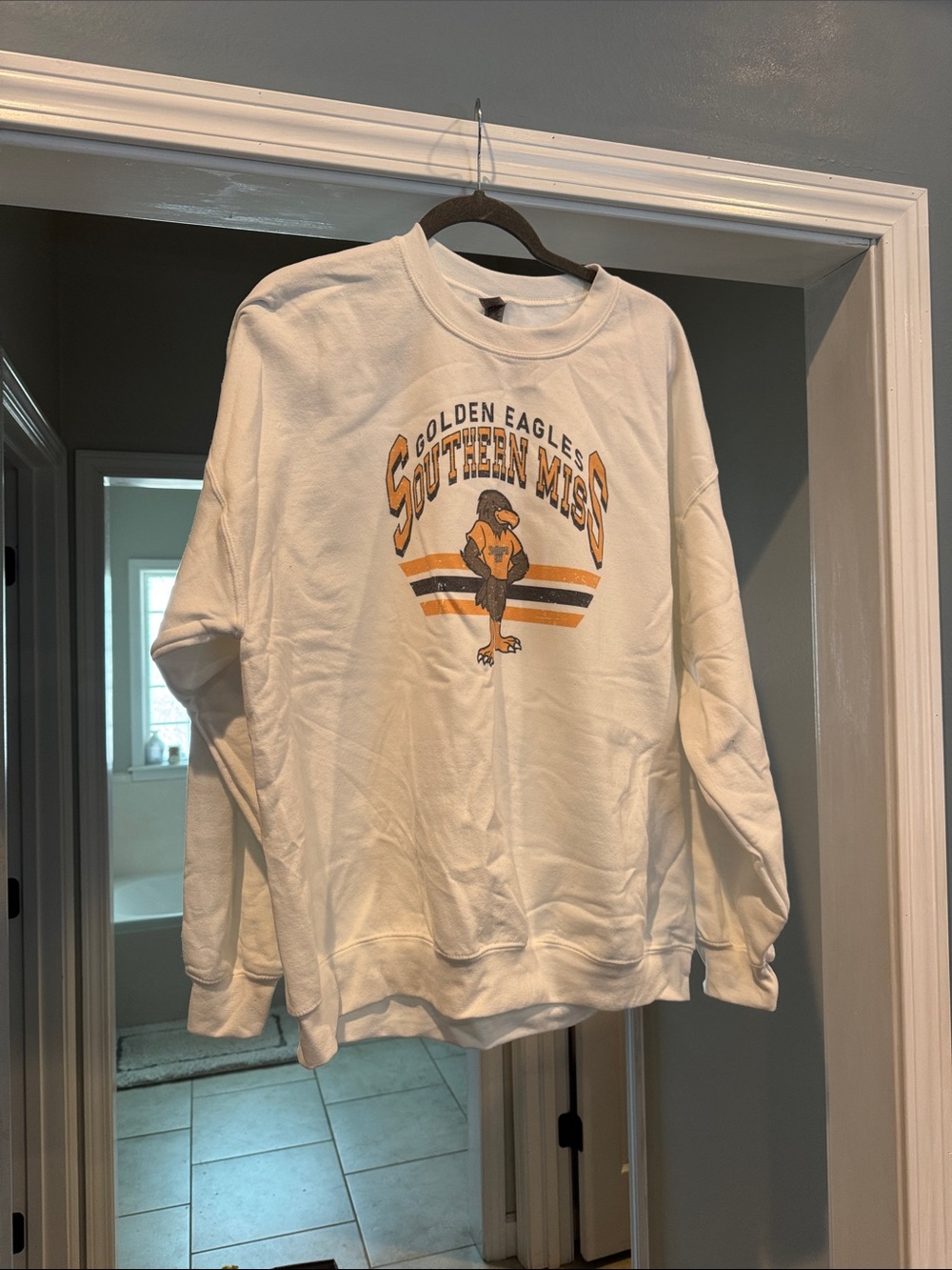 Southern Miss Golden Eagles White Graphic Crewneck Sweatshirt